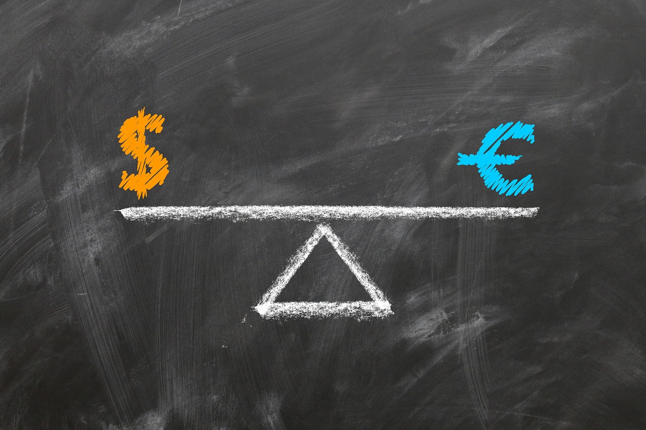Dólar oficial y blue convergen en Argentina