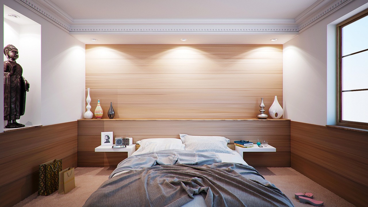 Persona durmiendo plácidamente en habitación tranquila